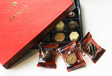 ファンシーチョコレートリニューアル記念 「オリジナルチャーム」プレゼント企画