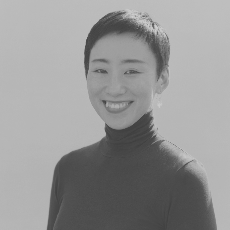 関本明子