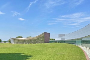 群馬県立館林美術館