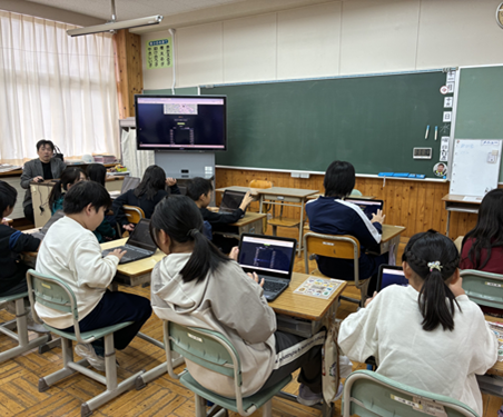 奥尻町での授業の様子