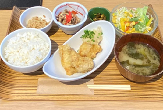 飲食店提供販売　メニュー例：とり天（大分）