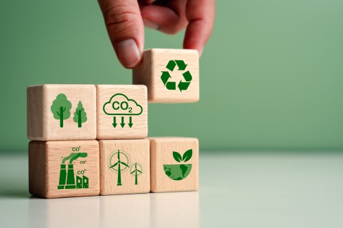 カーボンオフセットとは？自治体の脱炭素戦略における役割とGX時代の活用ガイド