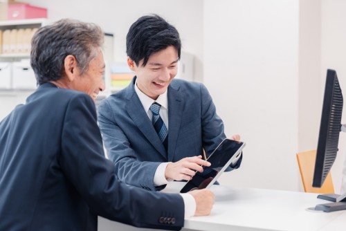自治体DXを推進する「書かない窓口」とは？先進事例や運用のヒントを解説