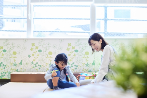 自治体の子育て支援事例7選|DX推進とBPO活用で住民満足度を最大化