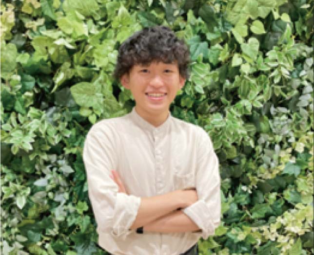 インタビューに応じた男性社員